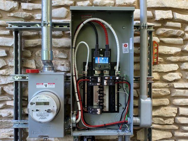 Electrician in San Antonio, Electrical Services | Diamondback AC, Heating & Refrigeration
